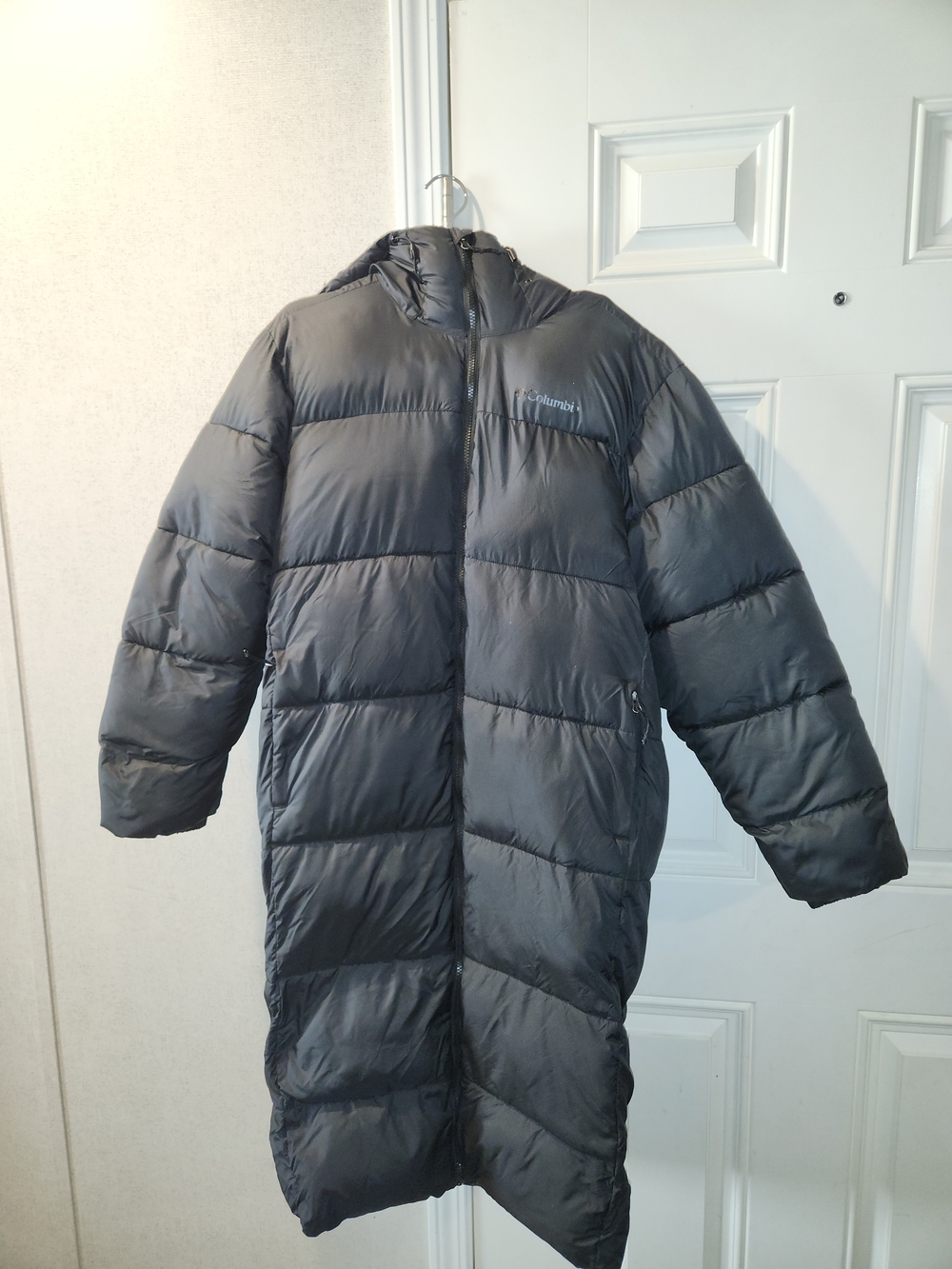 Columbia Women's Long Puffer Jacket - Black